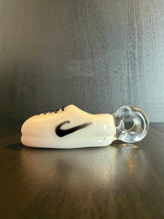 Dippy Glass - Nike Schuh Pendant - CloudyMinds