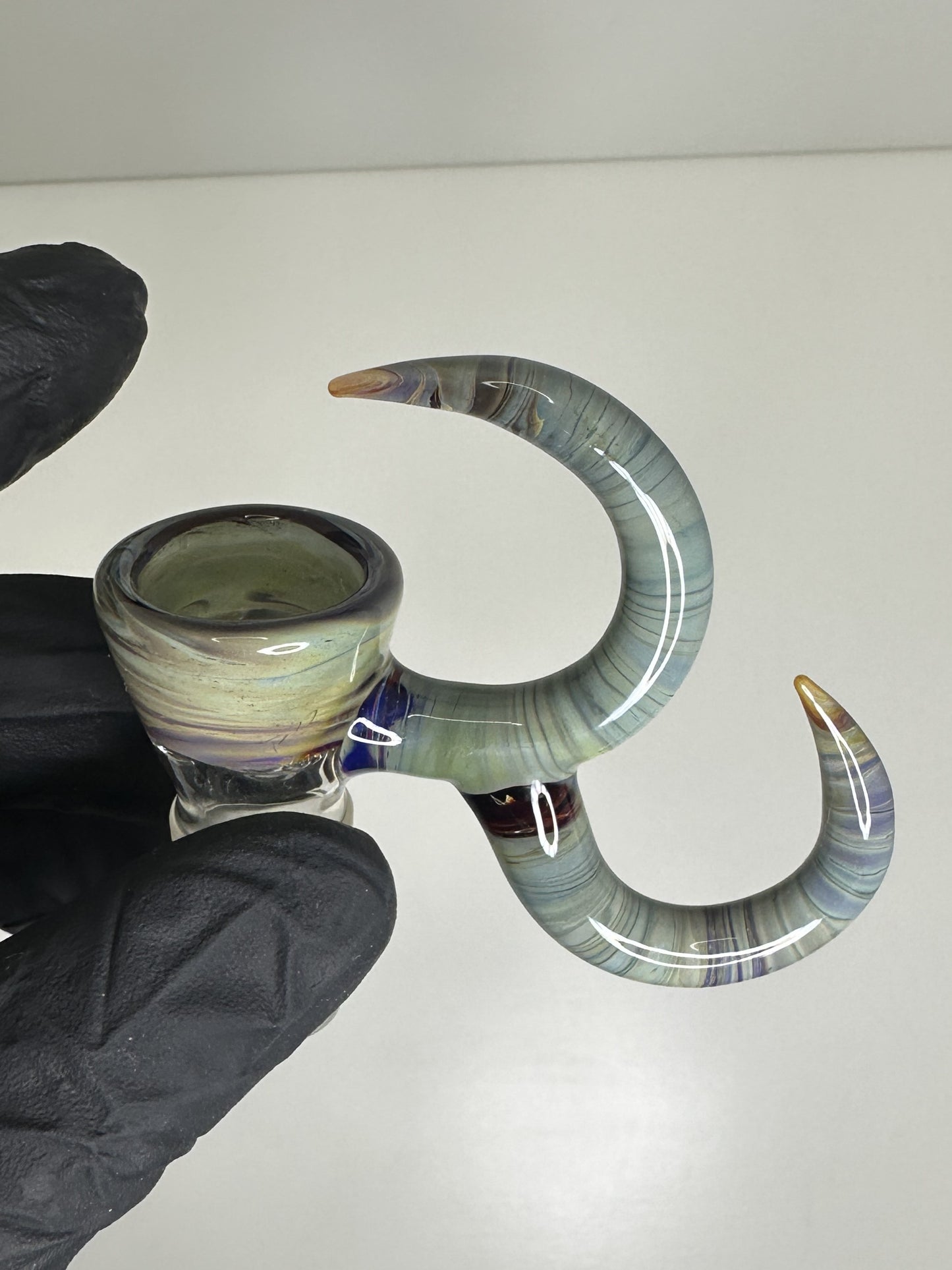 Kunstvoller 18mm, 4-Loch Bong-Kopf - CloudyMinds