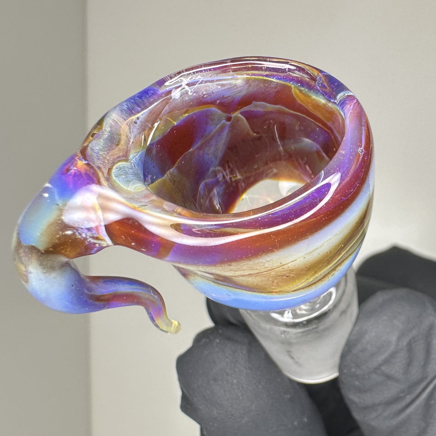 Kunstvoller 18mm, 4-Loch Bong-Kopf - CloudyMinds