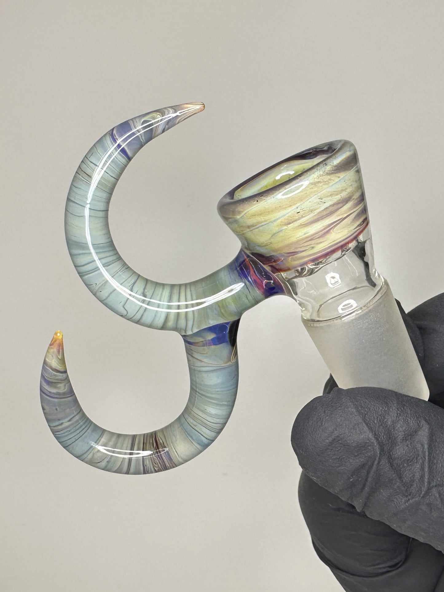 Kunstvoller 18mm, 4-Loch Bong-Kopf - CloudyMinds