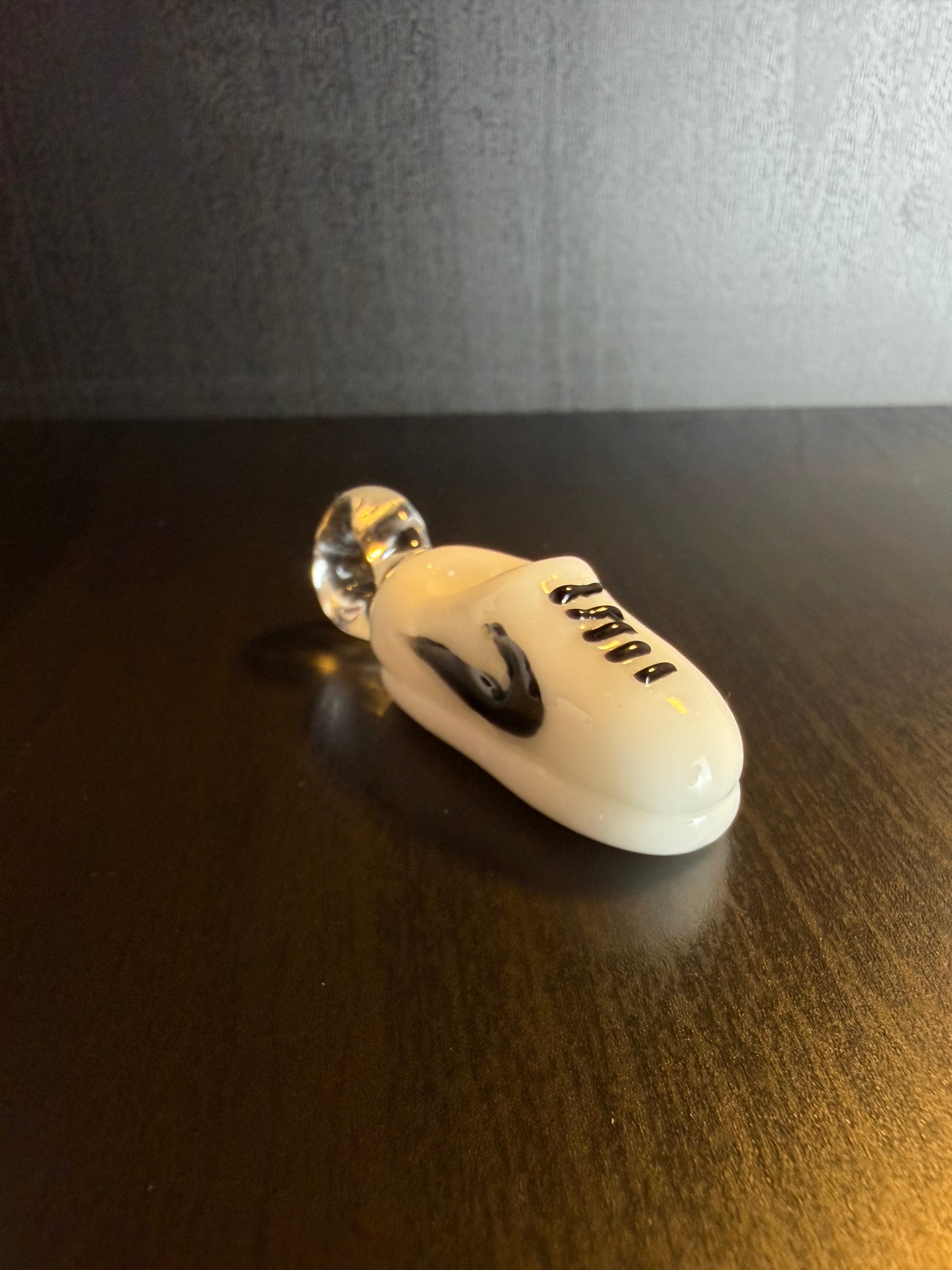 Dippy Glass - Nike Schuh Pendant - CloudyMinds