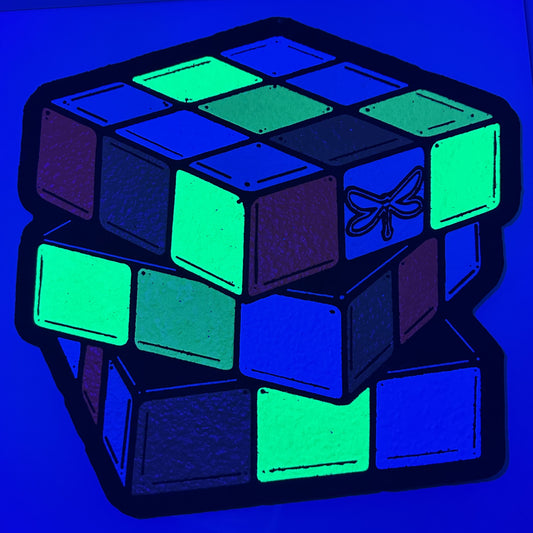 Cubed, UV und Leuchtend - CloudyMinds