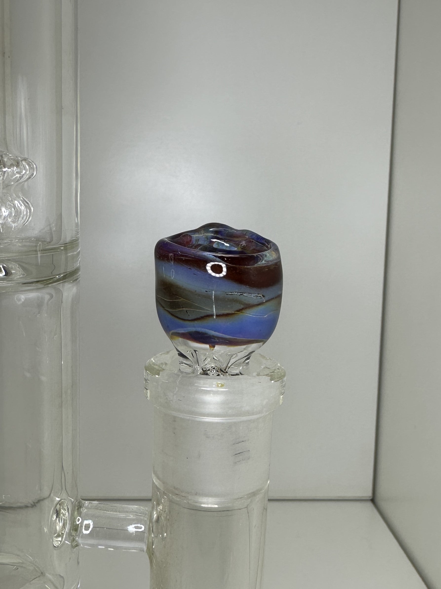 Kunstvoller 18mm, 4-Loch Bong-Kopf - CloudyMinds