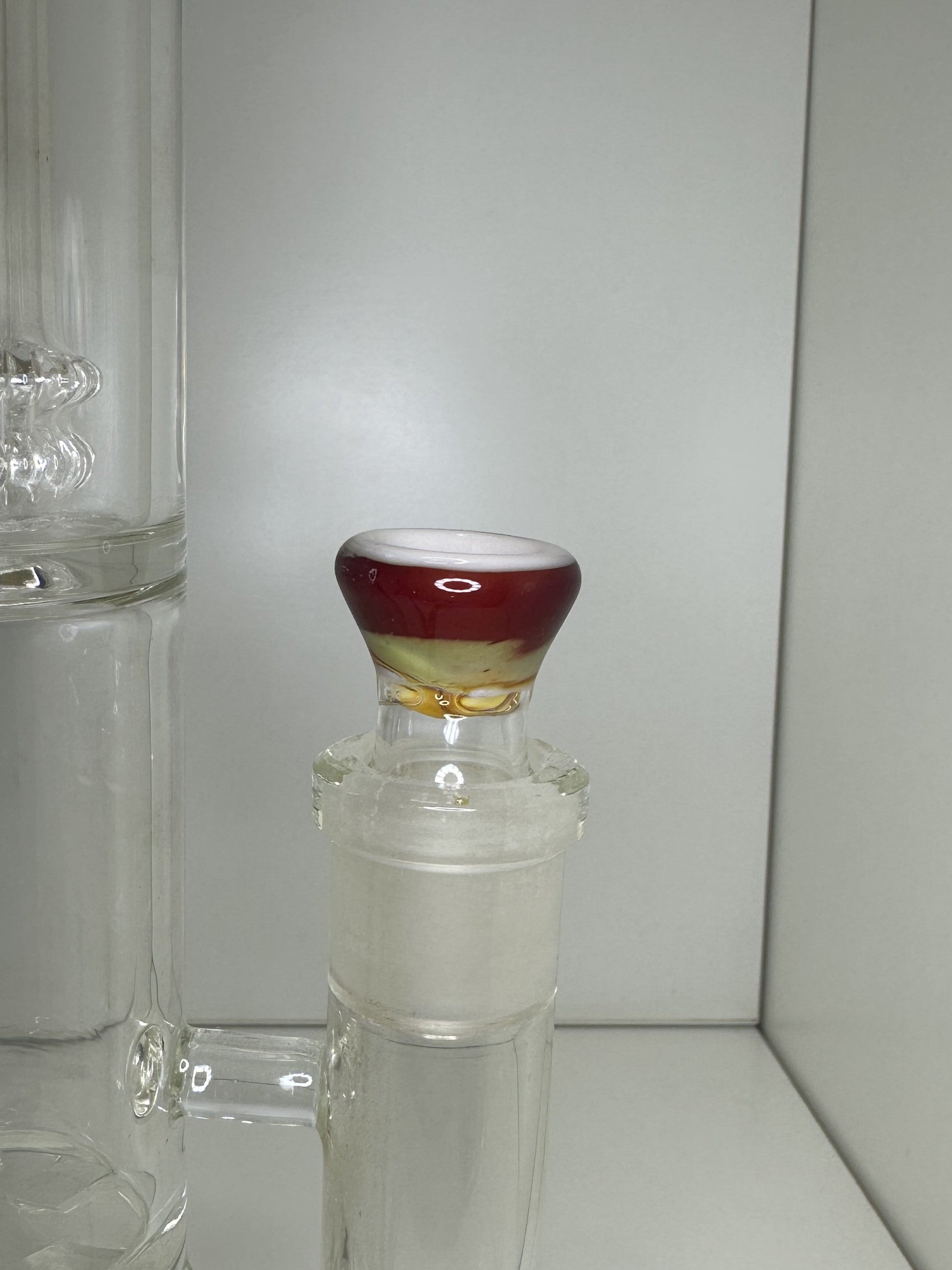 Kunstvoller 18mm, 4-Loch Bong-Kopf - CloudyMinds