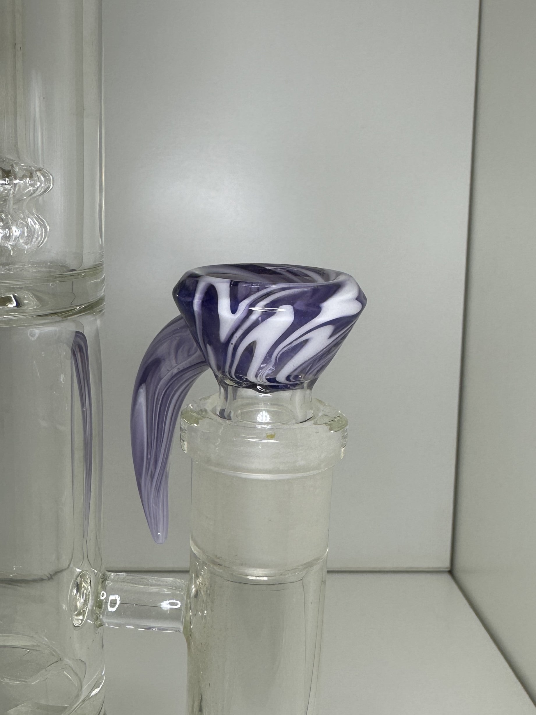 Kunstvoller 18mm, 4-Loch Bong-Kopf - CloudyMinds