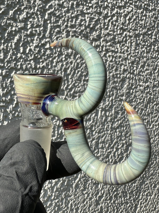 Kunstvoller 18mm, 4-Loch Bong-Kopf - CloudyMinds