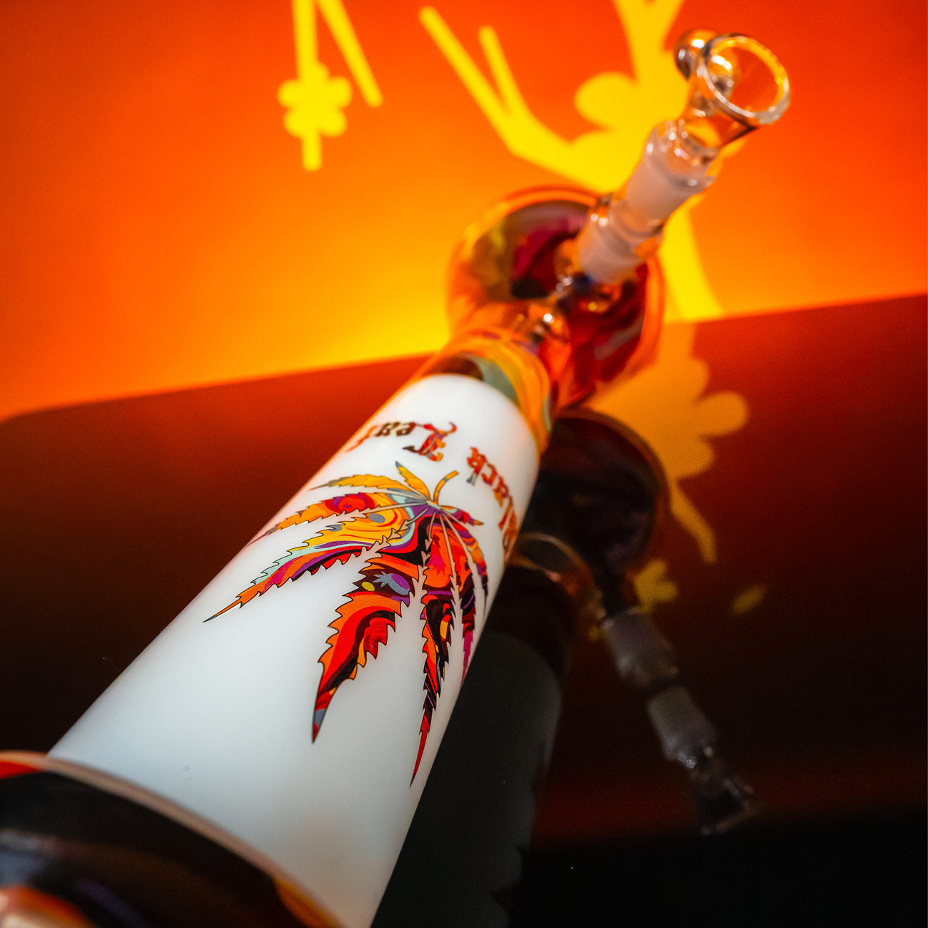 Black Leaf Beakerbong COLOURFUL